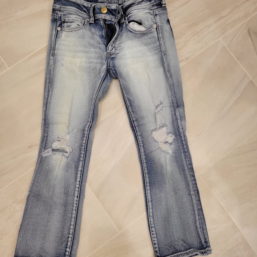 American Eagle destructed kick crop